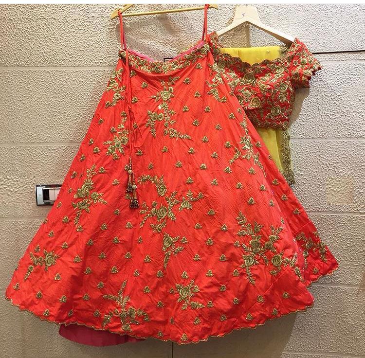 PRESENTING NEW DESIGNER LAHENGA CHOLI