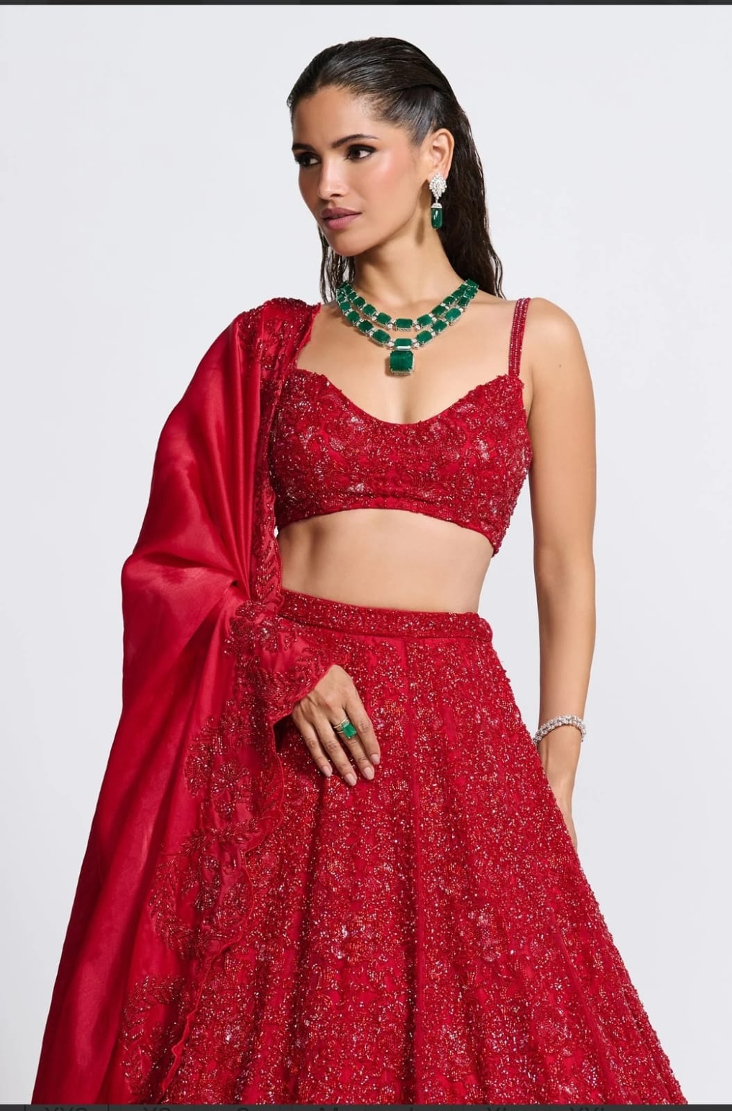 Gul-e-Naghma Laal Lehenga Choli