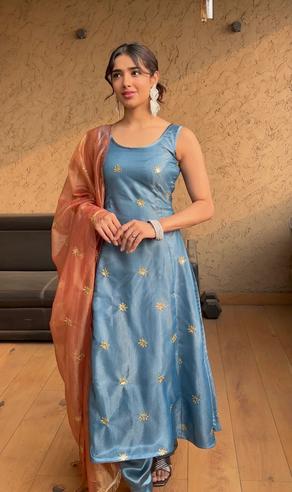 Noor-e-Gulab Suit set