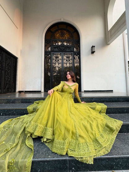 Hariyali Noor Twirl Set