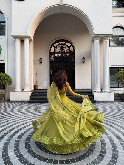 Hariyali Noor Twirl Set