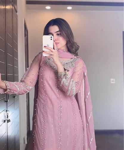 Gulabi Noor Suit Set