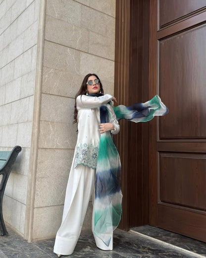 Noor-E-Nazakat Farshi Suit