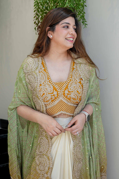 Jashn-E-Husn Cape Set