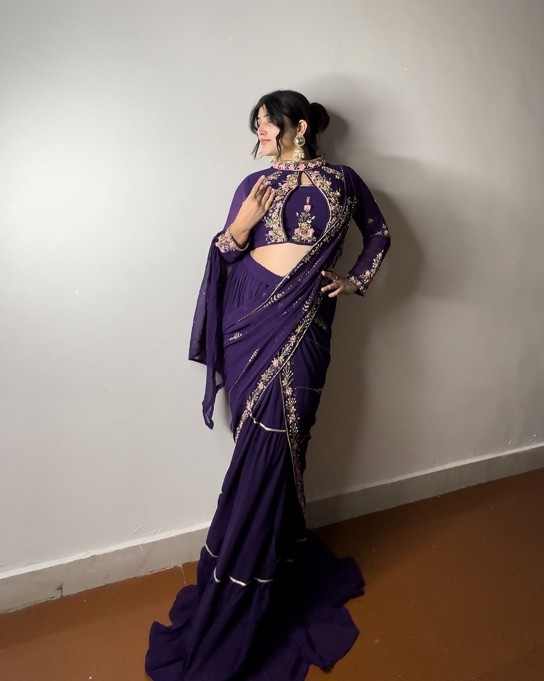 Mehr-E-Zaib Saree Ensemble