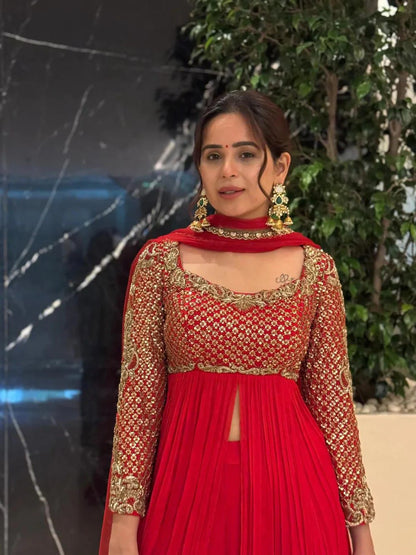 Noor-e-Laal Sharara Set