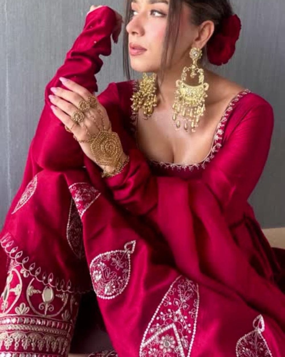 Saanvi Red Salwar Suit