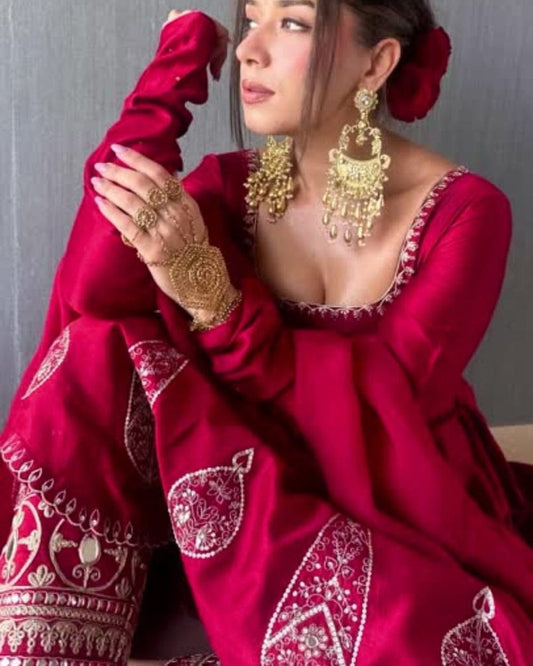 Saanvi Red Salwar Suit