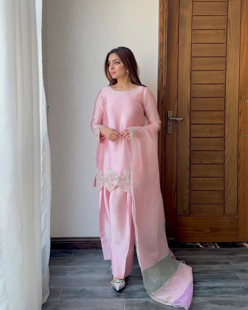 Noor-e-Gulabi Farsi Suit