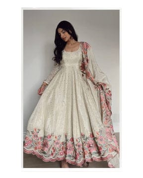Fiza-E-Chand Ivory Bloom Anarkali