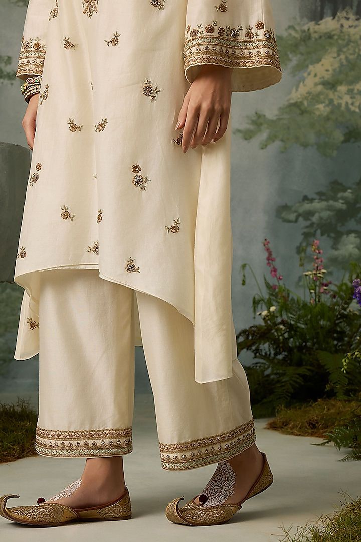 Noor-E-Afreen Kurta Set