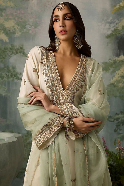 Noor-E-Afreen Kurta Set