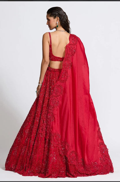 Gul-e-Naghma Laal Lehenga Choli