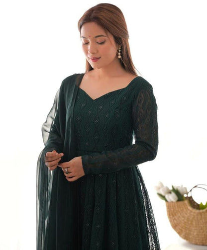 Zarqa-E-Nilofer Anarkali Suit Set