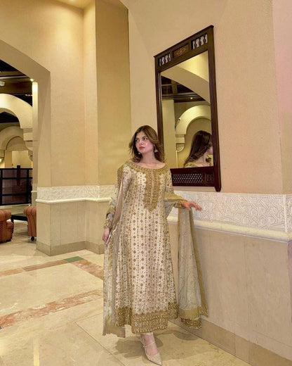 Meher Safa Rang Salwar Suit